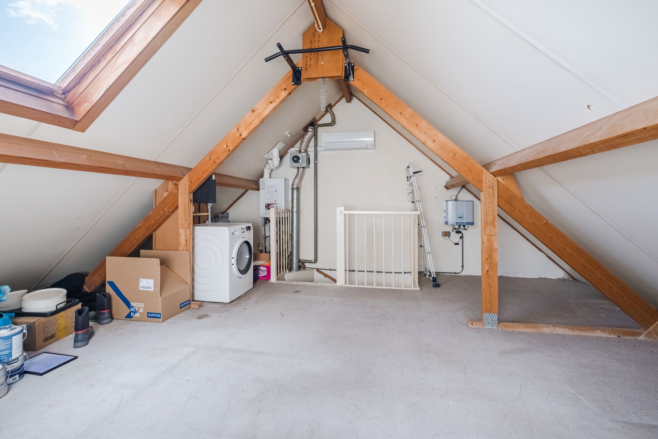 Photo 21 of Leeuwenstraat 145