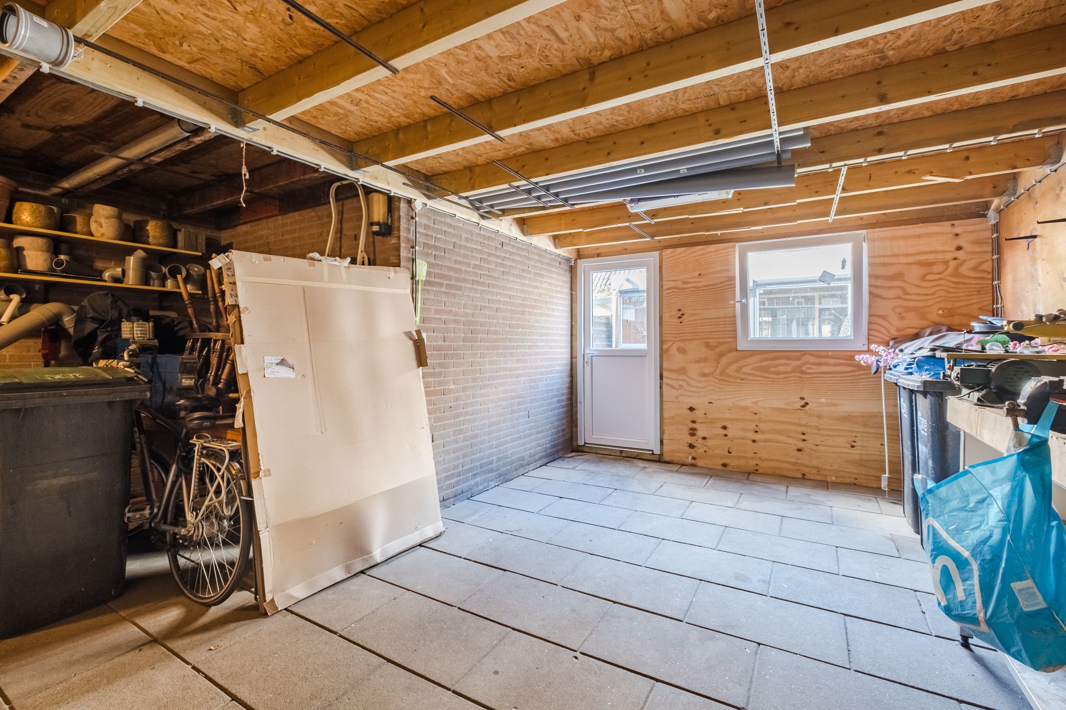 Photo 27 of Leeuwenstraat 145