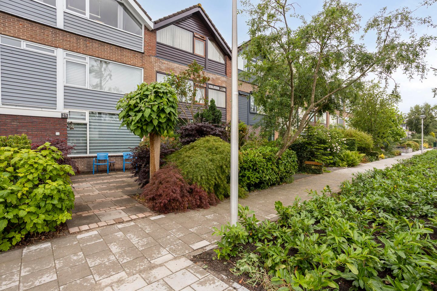 Family Home with West-Facing Garden and Lake Access in Reeuwijk — 10