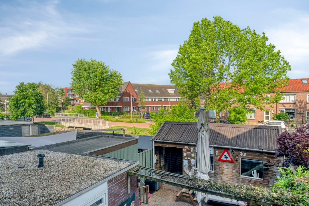 Family Home with West-Facing Garden and Lake Access in Reeuwijk — 23