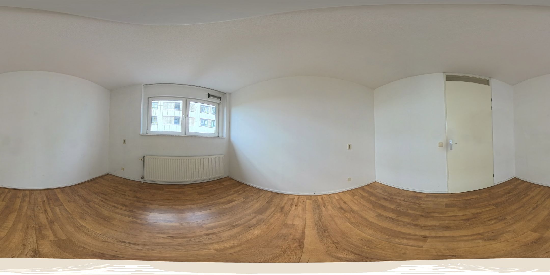Spacious Waterfront Apartment with Perpetual Ground Lease Near Central Station — 30