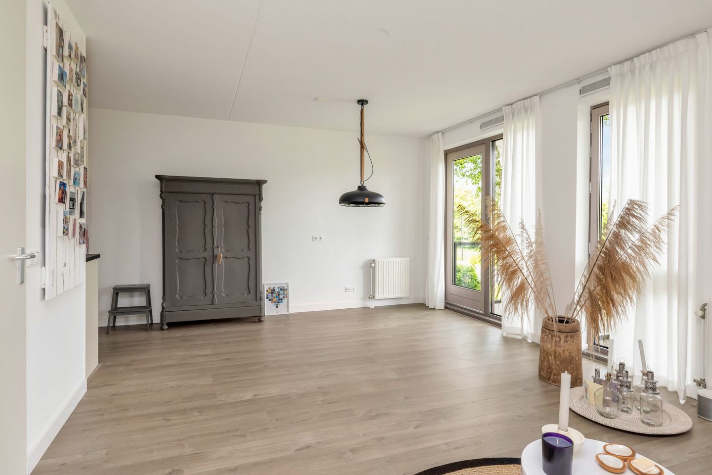 Corner Apartment with Balconon and Great Privacy in Zig Zag Complex — 10