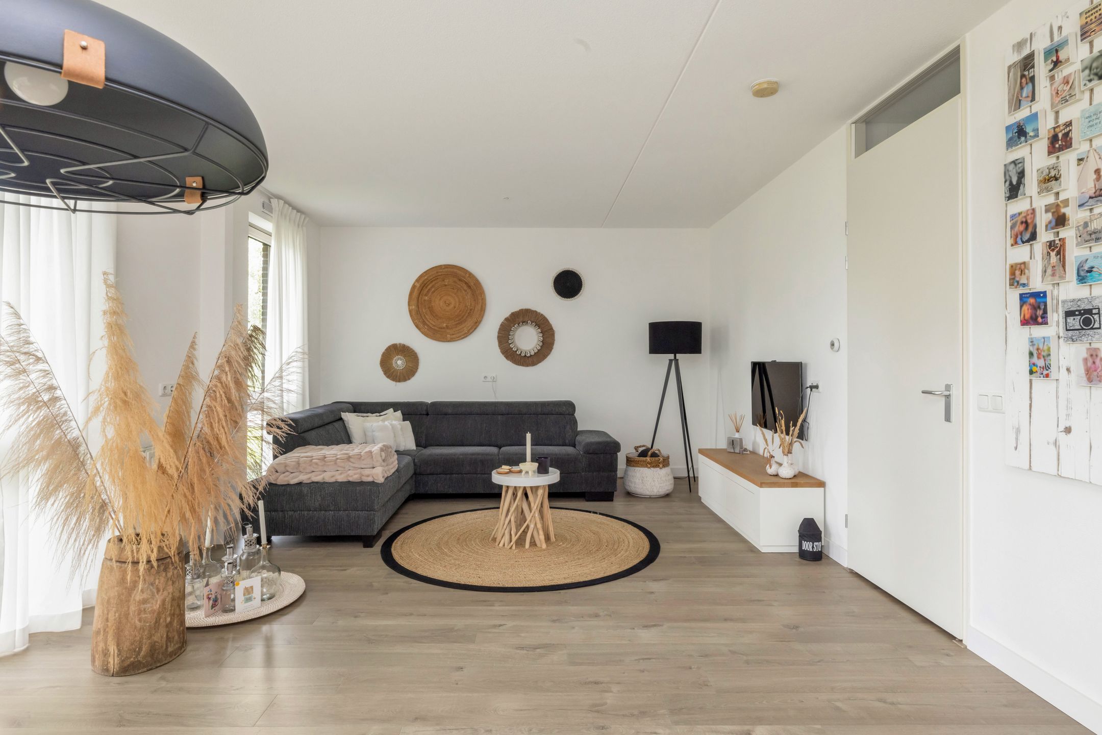 Corner Apartment with Balconon and Great Privacy in Zig Zag Complex — 9