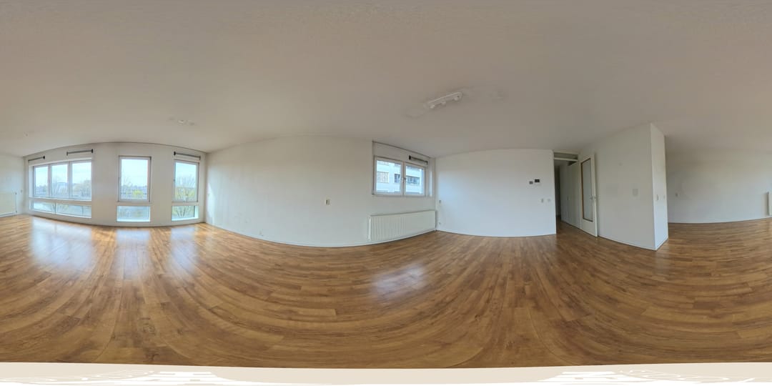 Spacious Waterfront Apartment with Perpetual Ground Lease Near Central Station — 28