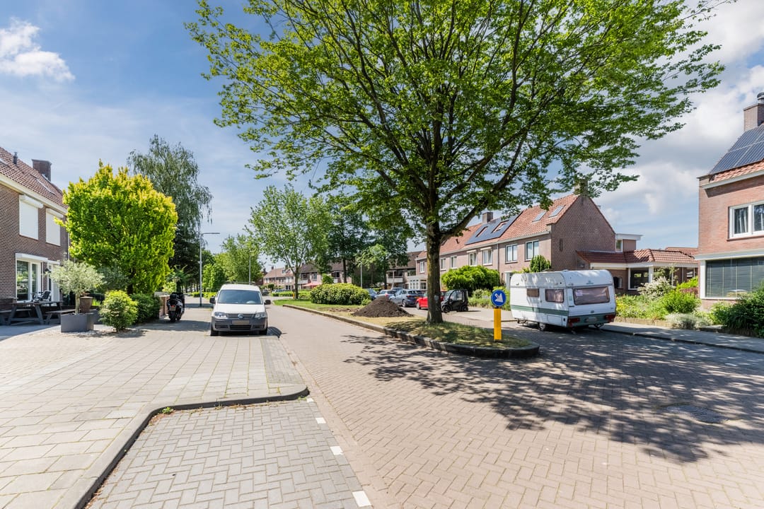 Photo 41 of Arendlaan 8