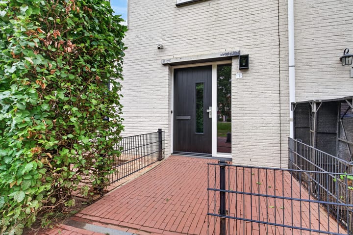 Hoekwoning te koop: Dorserserf 1, Arnhem