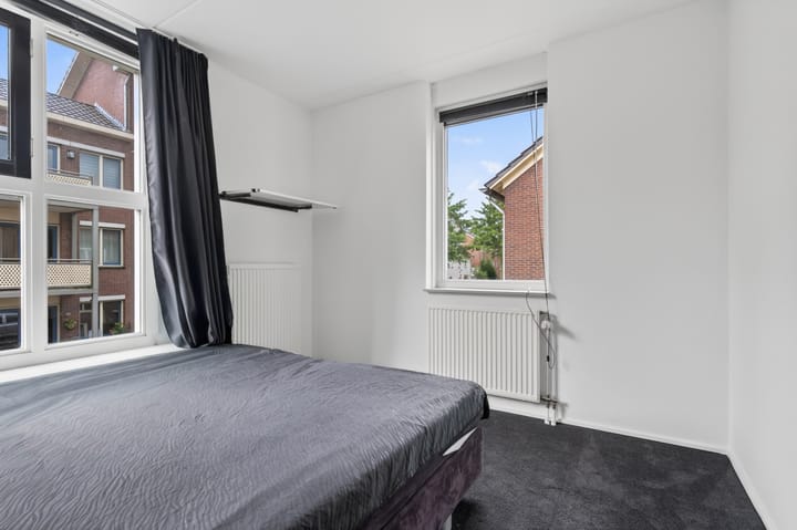 Hoekwoning te koop: Dorserserf 1, Arnhem