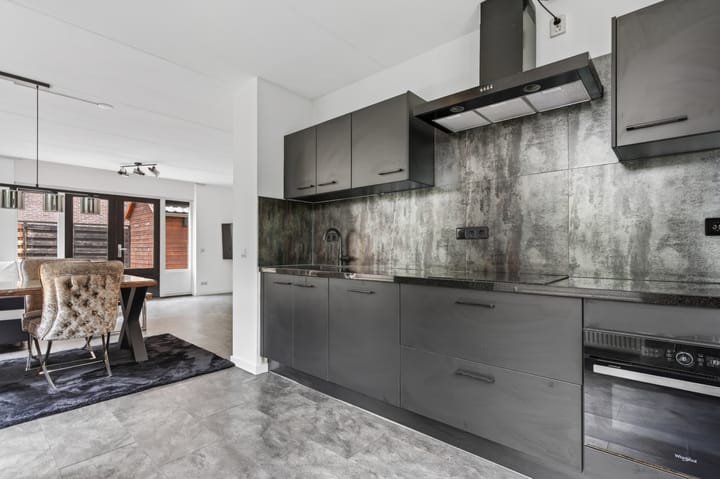 Hoekwoning te koop: Dorserserf 1, Arnhem