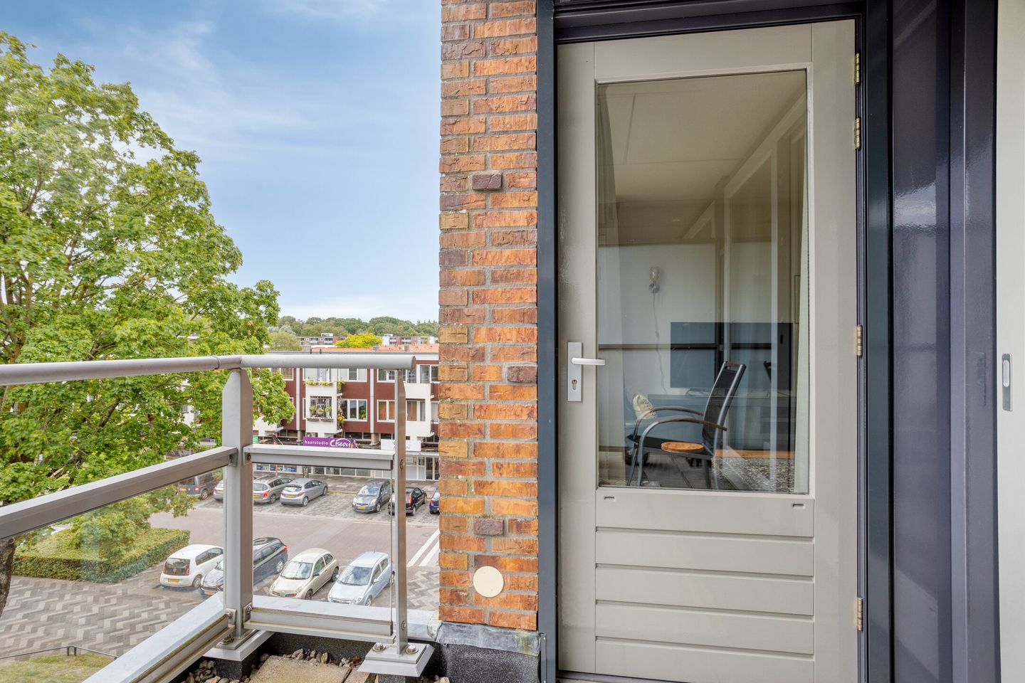 Modern Three-Room Apartment with Private Parking and Balcony in Boxtel — 19