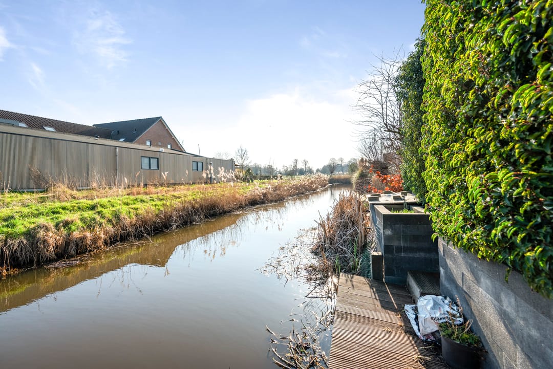 Spacious and Sustainable Semi-Detached Home with Private Water Access in Velserbroek — 17