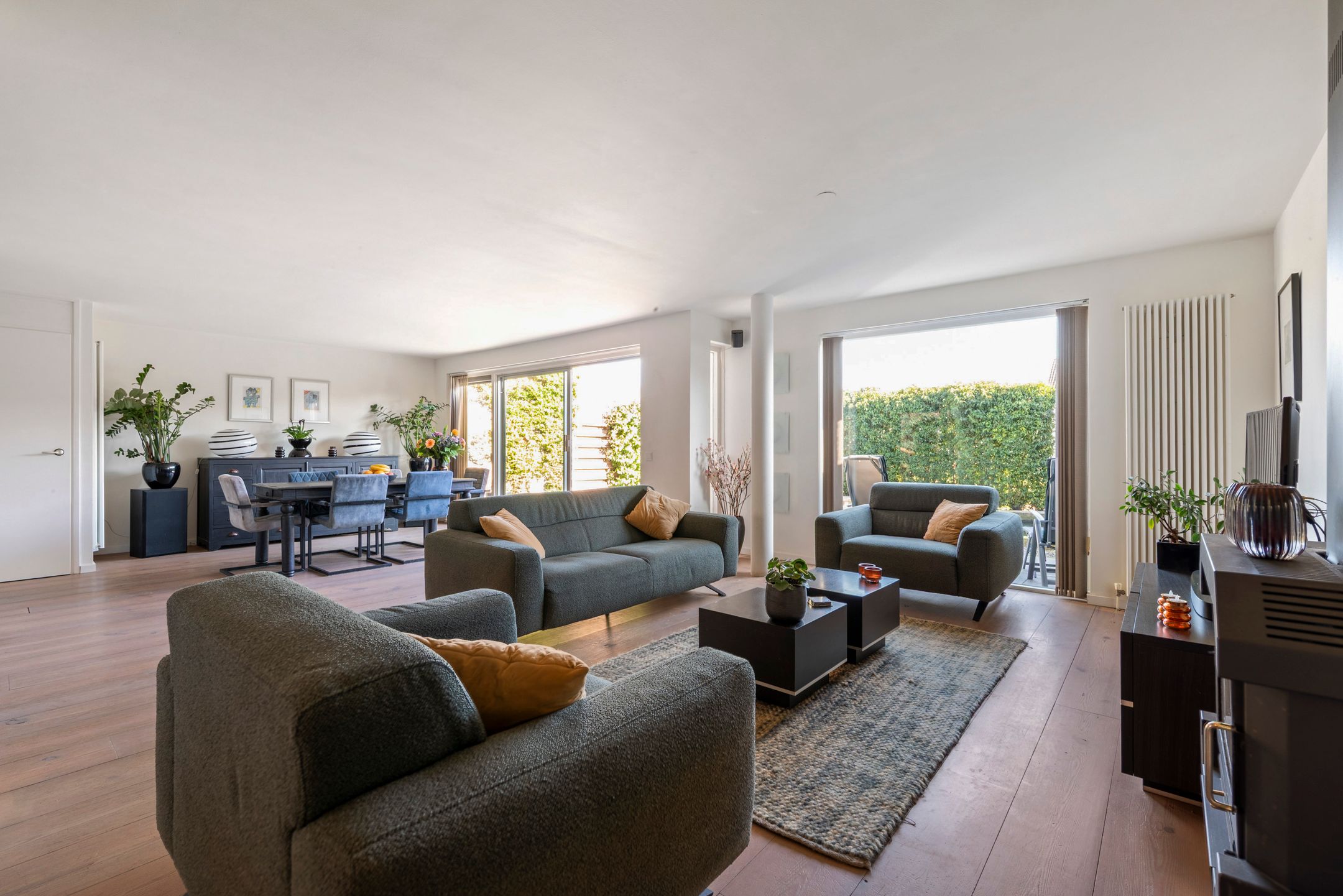 Spacious and Sustainable Semi-Detached Home with Private Water Access in Velserbroek — 9