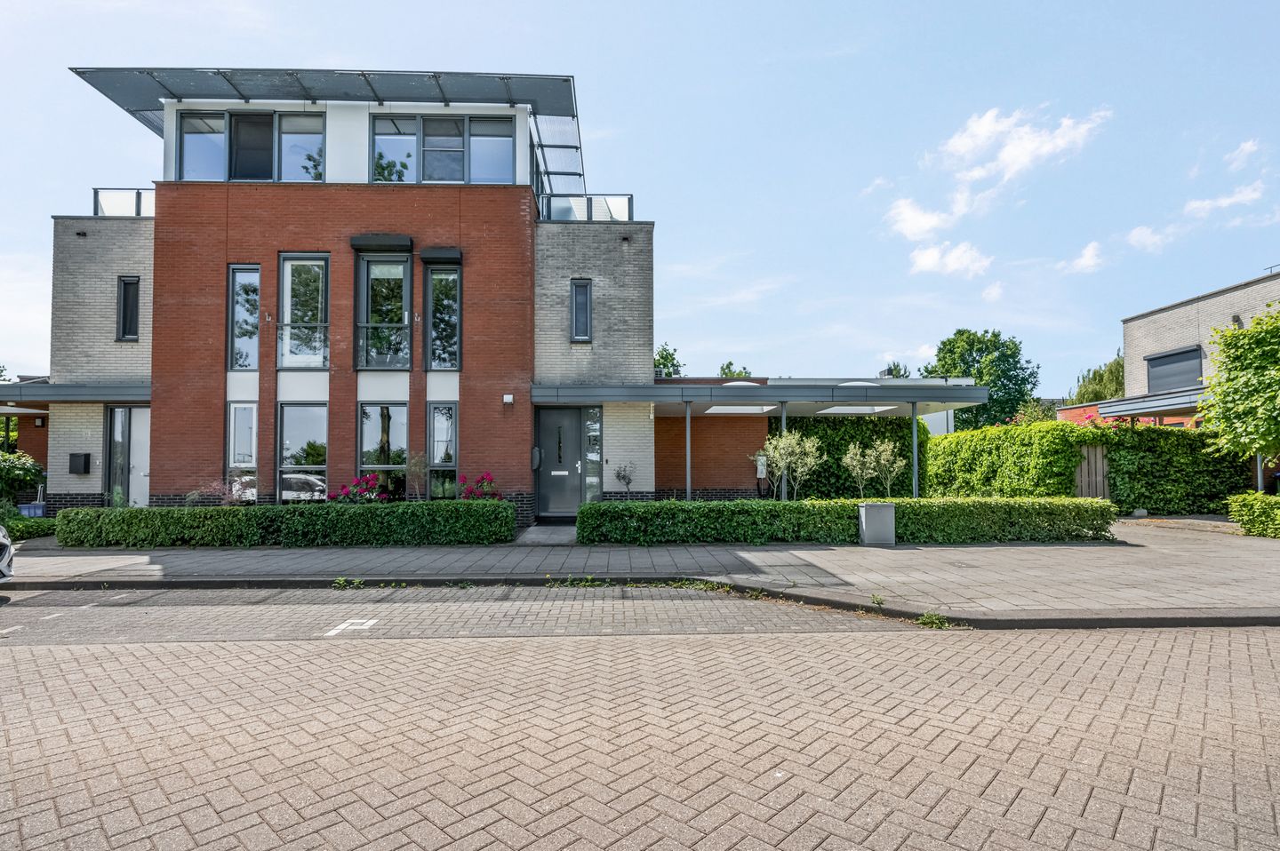 Photo 40 of Spitsbergenweg 13