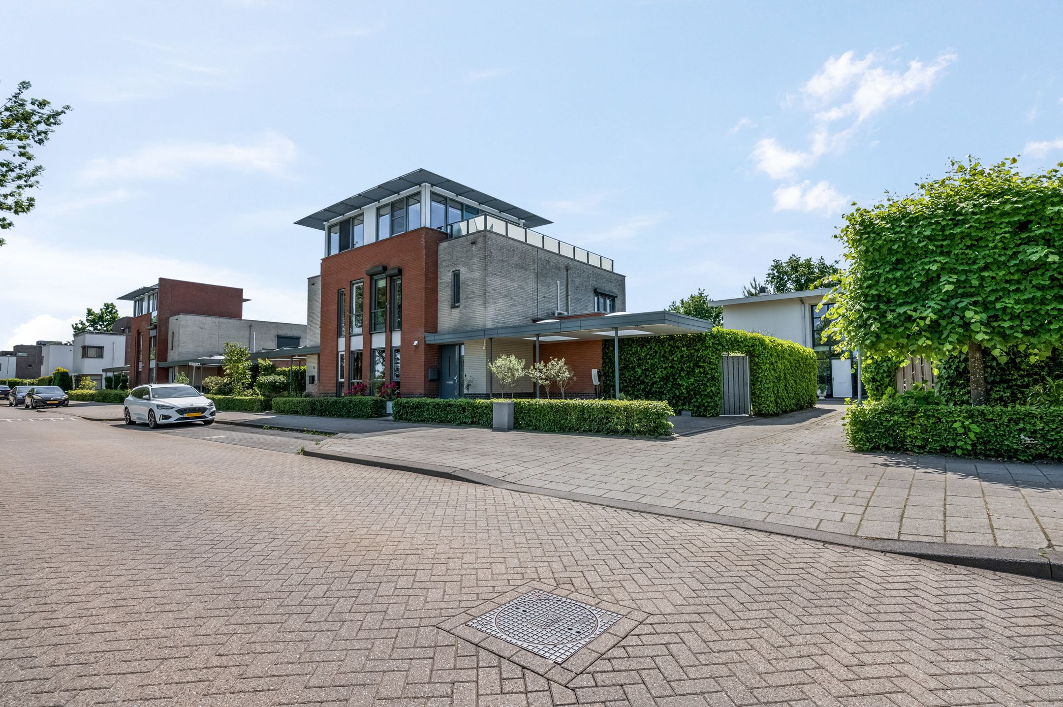 Photo 42 of Spitsbergenweg 13