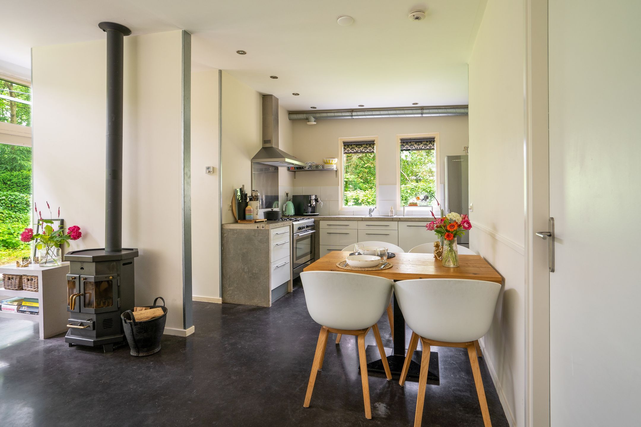 3-bedroom freehold villa in Wateren — photo 3 of 5