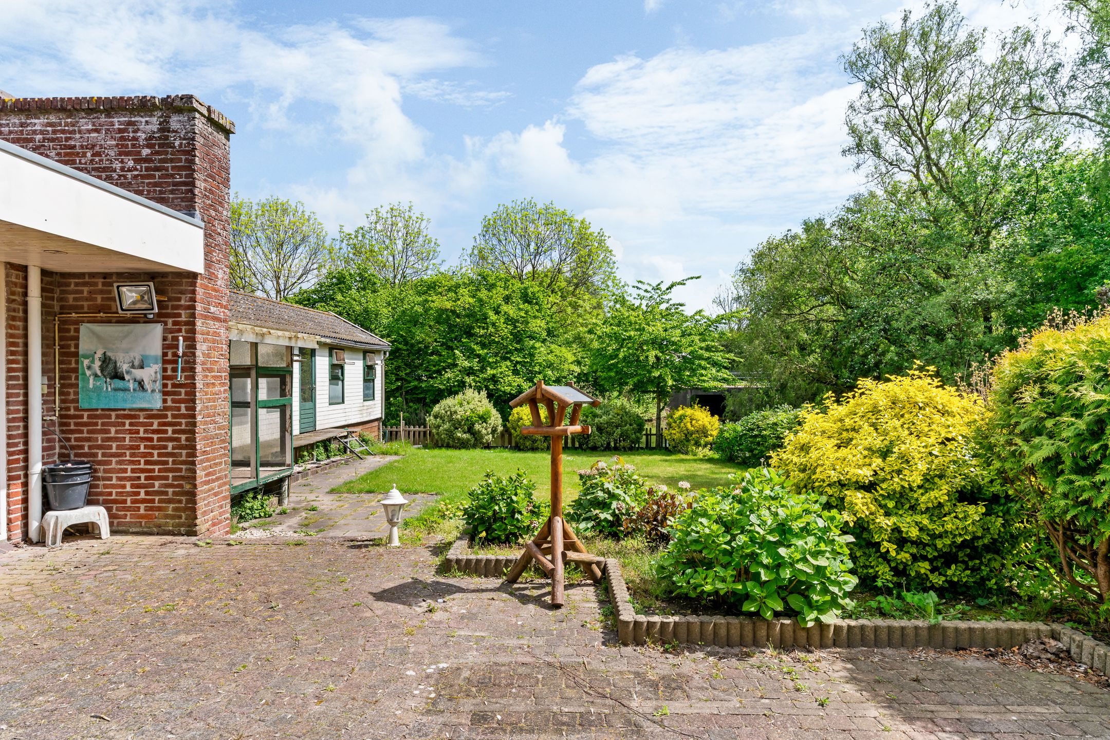 Photo 33 of Esdoornlaan 1