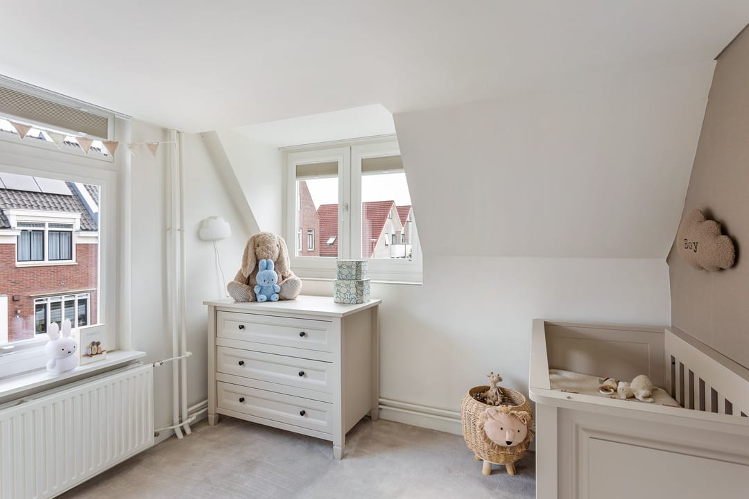Photo 16 of Huurnestraat 27