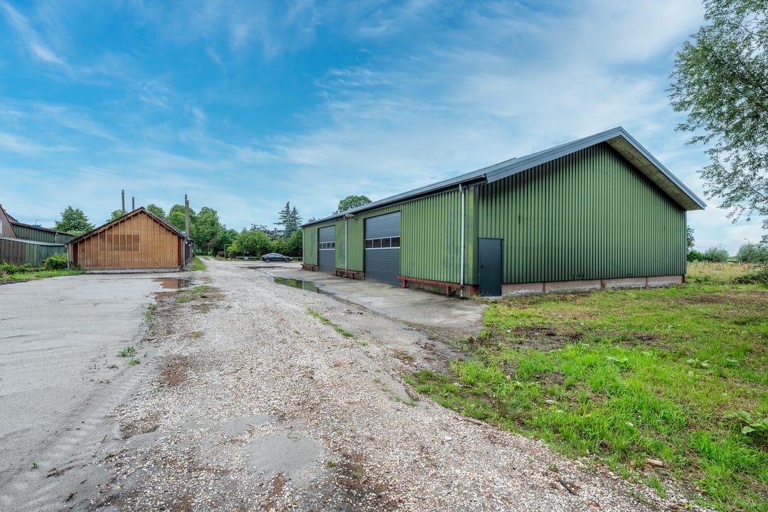 Unique Farmstead Opportunity with Renovation Permits for Two Homes near Utrecht — 23