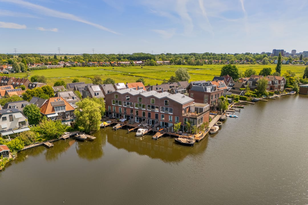 Photo 56 of Landsmeerderdijk 20-E