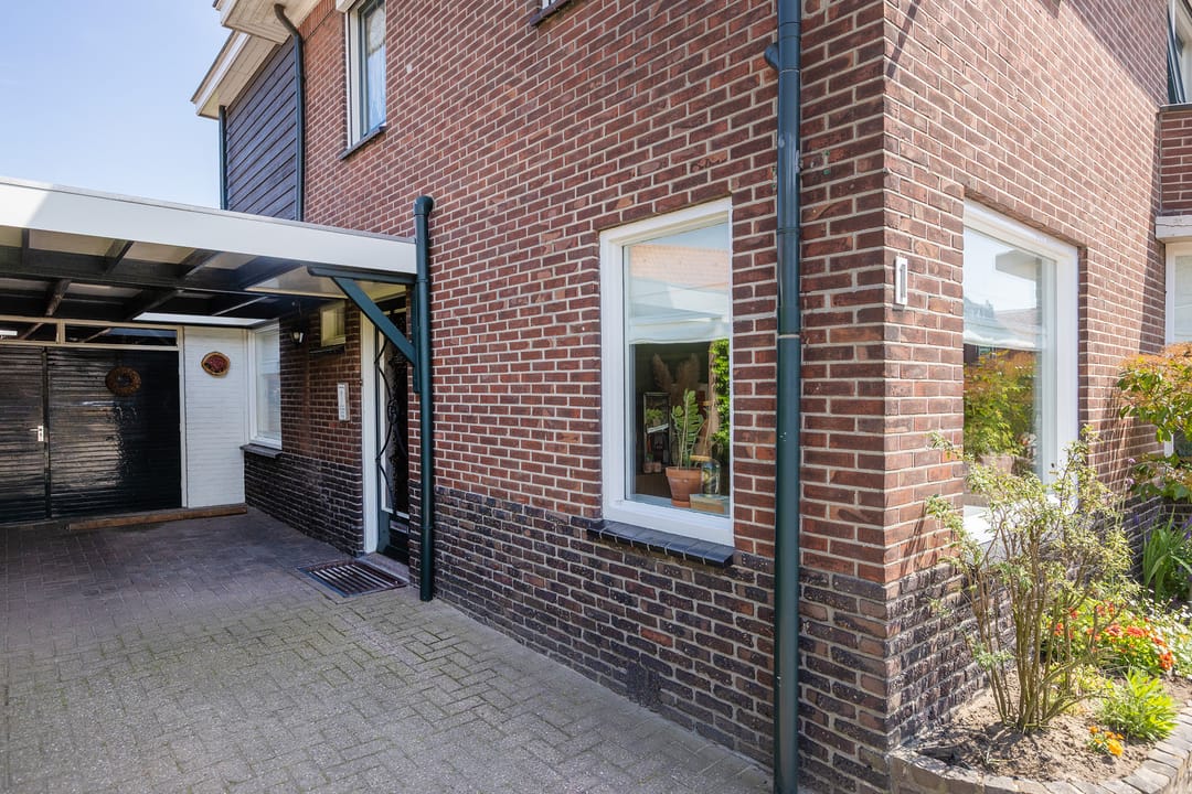 Characterful Semi-Detached Home with Garage and Energy Label B in Groenlo — 46