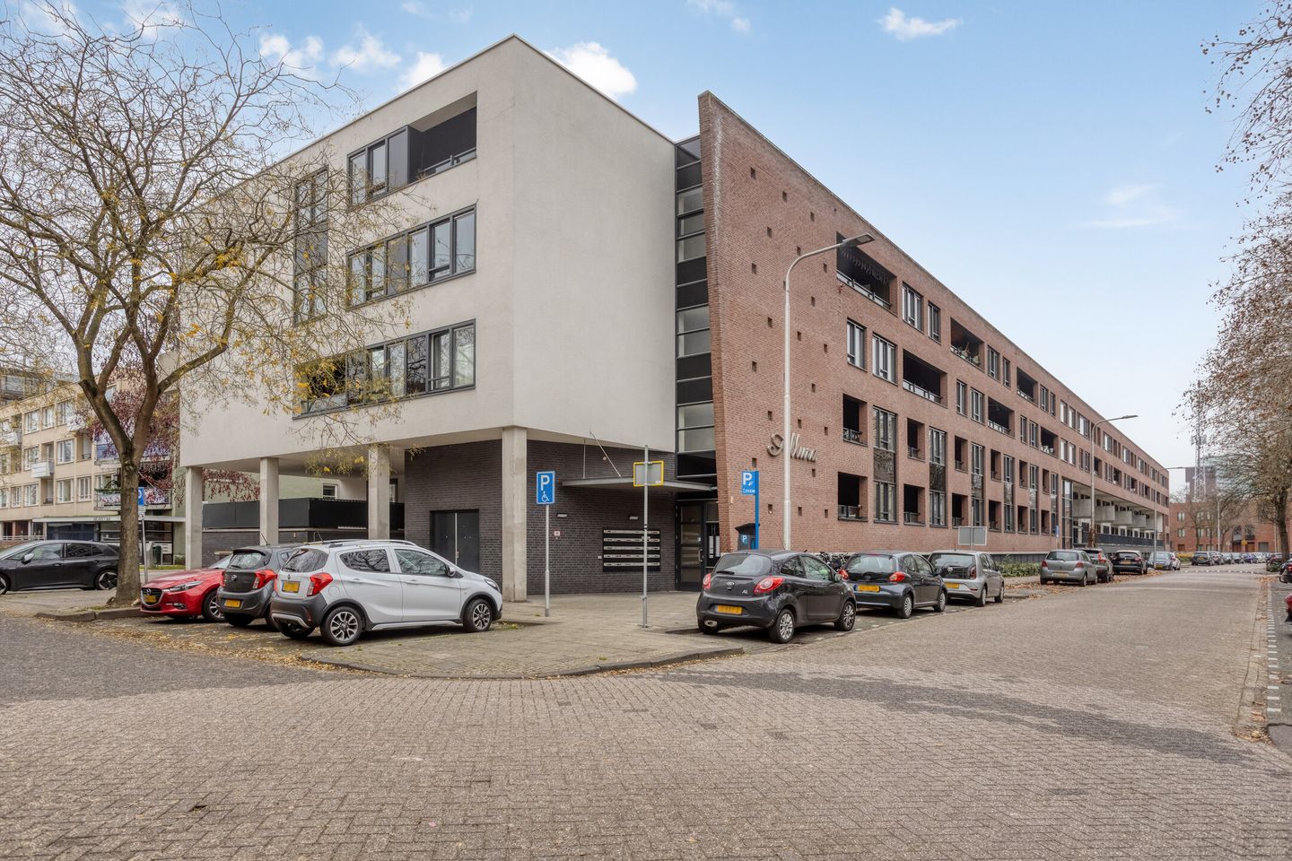 Foto 1 van Schoolstraat 111