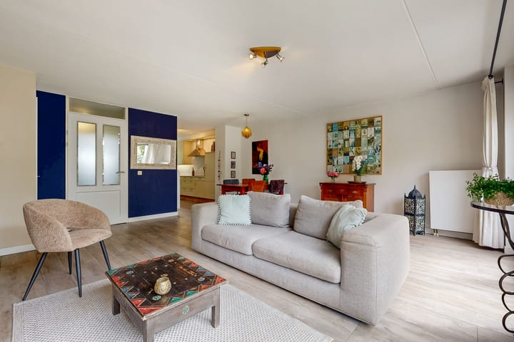 Hoekwoning te koop: Vegmolaan 14, Leiderdorp