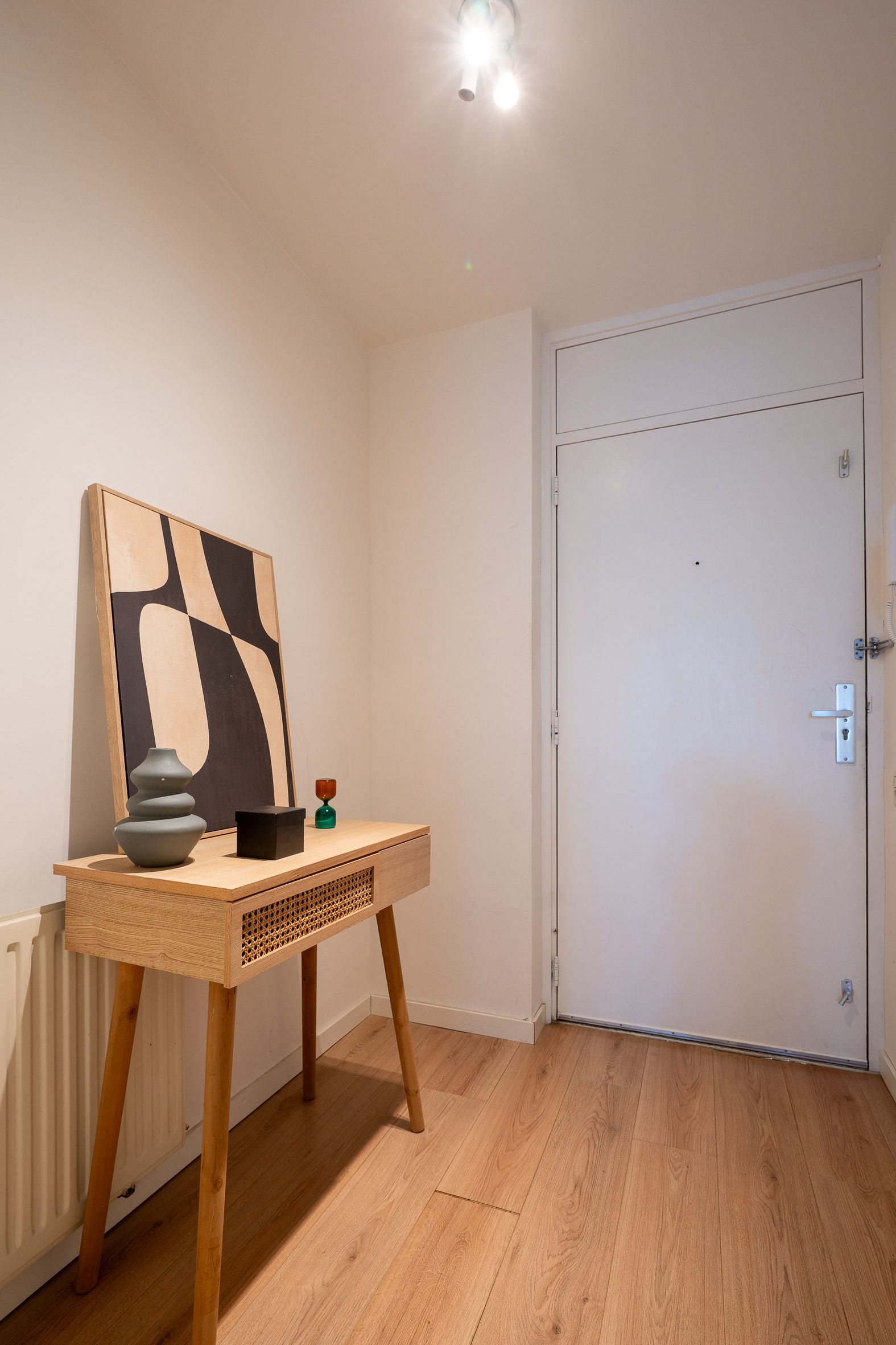Spacious and Light Apartment with Canal View and Private Land in Diemen — 33