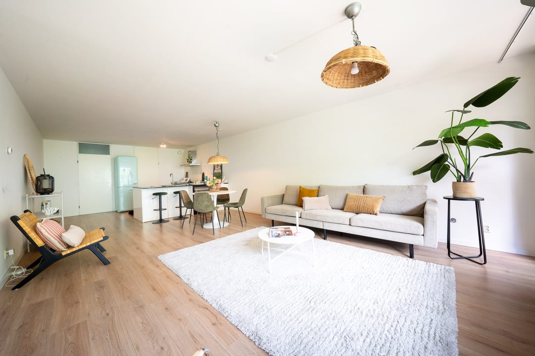 Spacious and Light Apartment with Canal View and Private Land in Diemen — 31