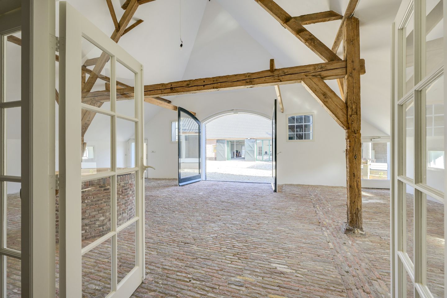 Unique Monumental Farmhouse Estate with NSW Status near Amsterdam and Utrecht — 25