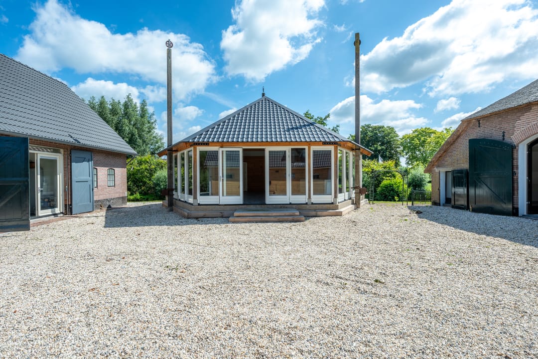 Unique Monumental Farmhouse Estate with NSW Status near Amsterdam and Utrecht — 98