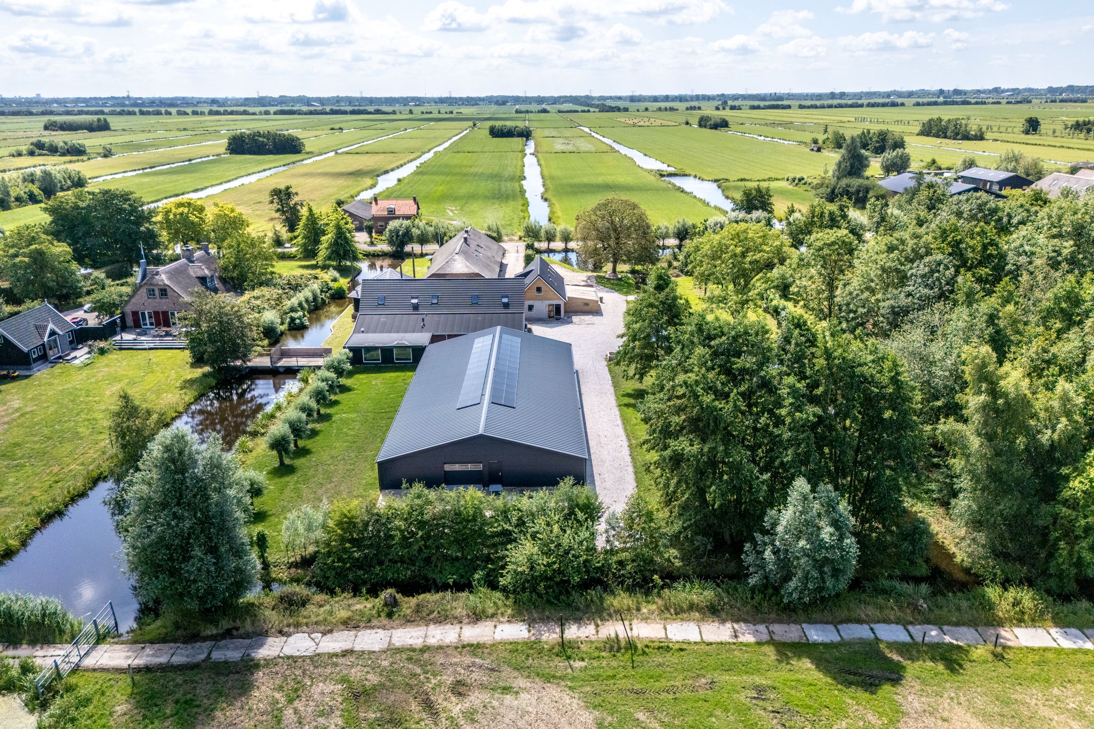 Unique Monumental Farmhouse Estate with NSW Status near Amsterdam and Utrecht — 123