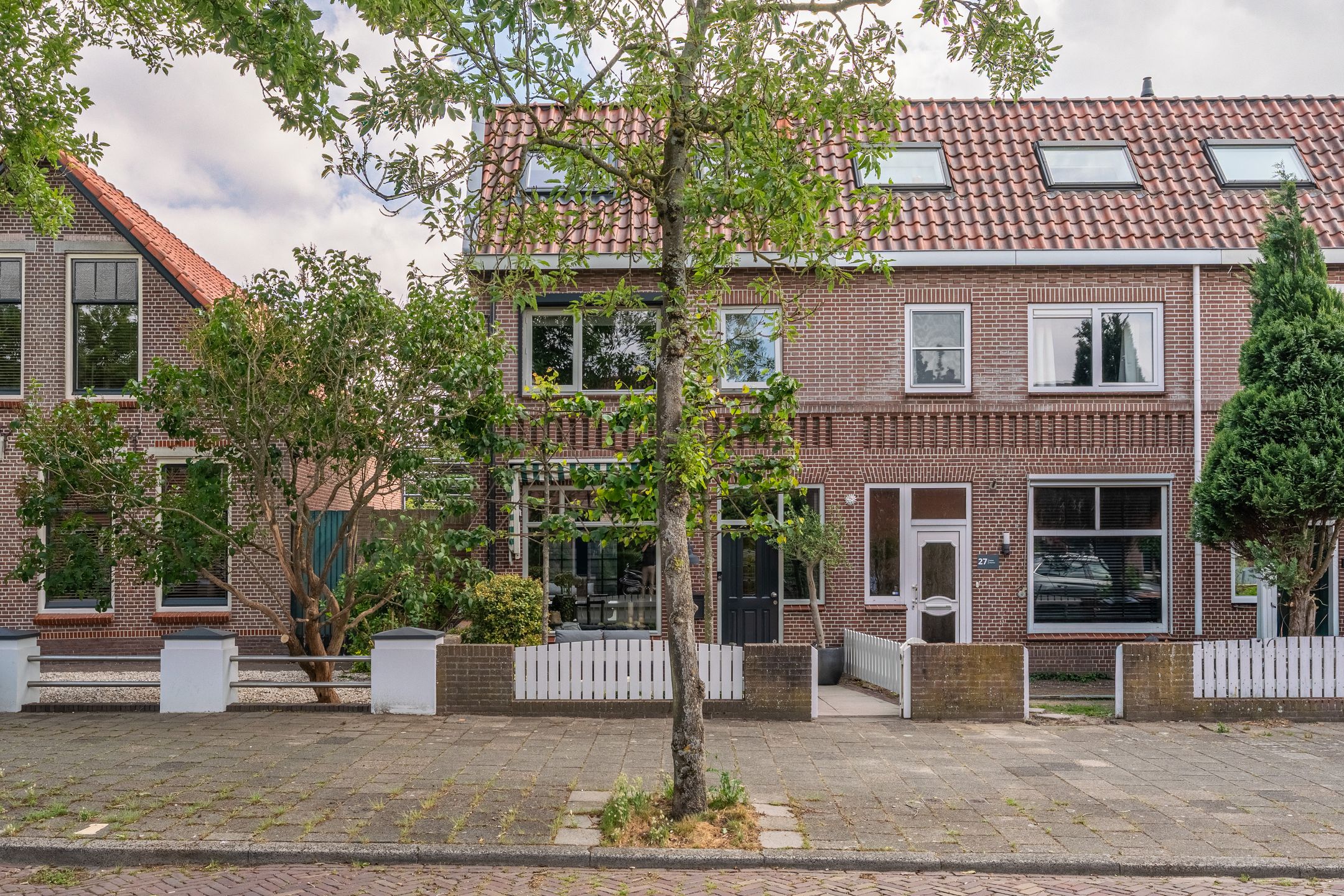 Characteristic Family Home with Spacious Roof Terrace in Katwijk aan den Rijn — 33