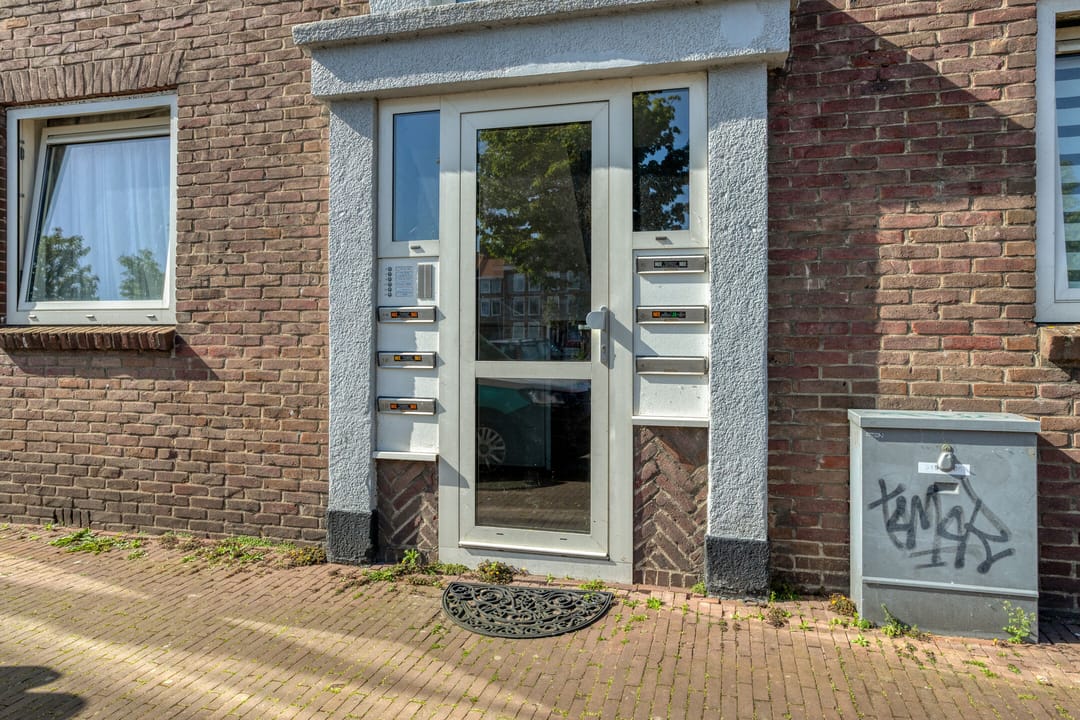 Top Floor Apartment with Balcony and Expansion Potential in Historic Middelburg Center — 22