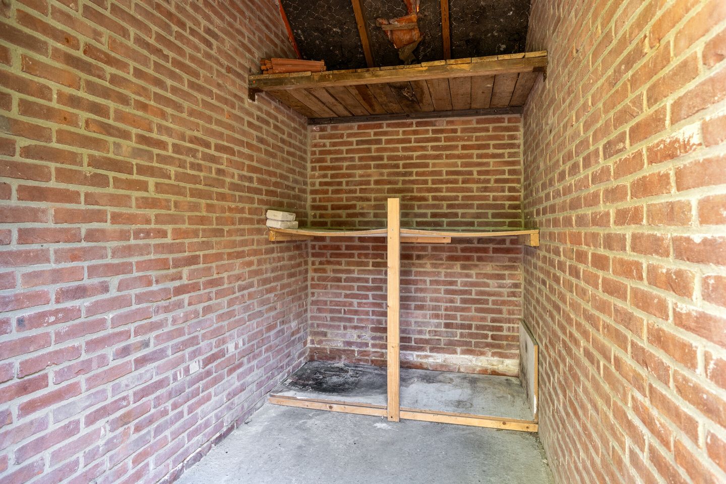 Top Floor Apartment with Balcony and Expansion Potential in Historic Middelburg Center — 25