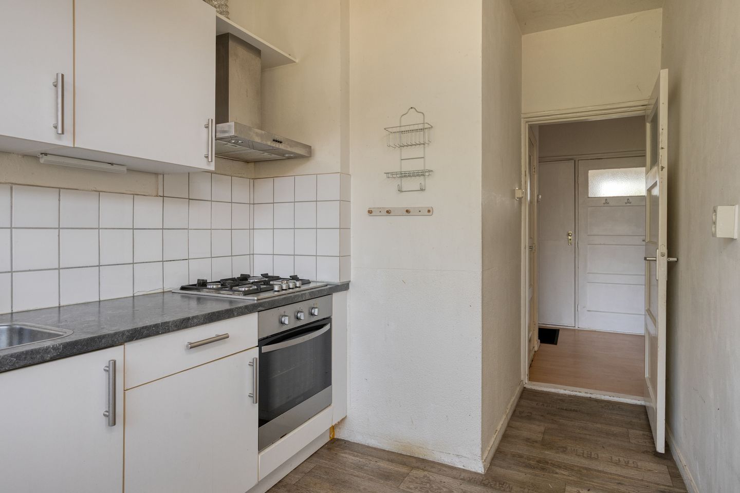 Top Floor Apartment with Balcony and Expansion Potential in Historic Middelburg Center — 10