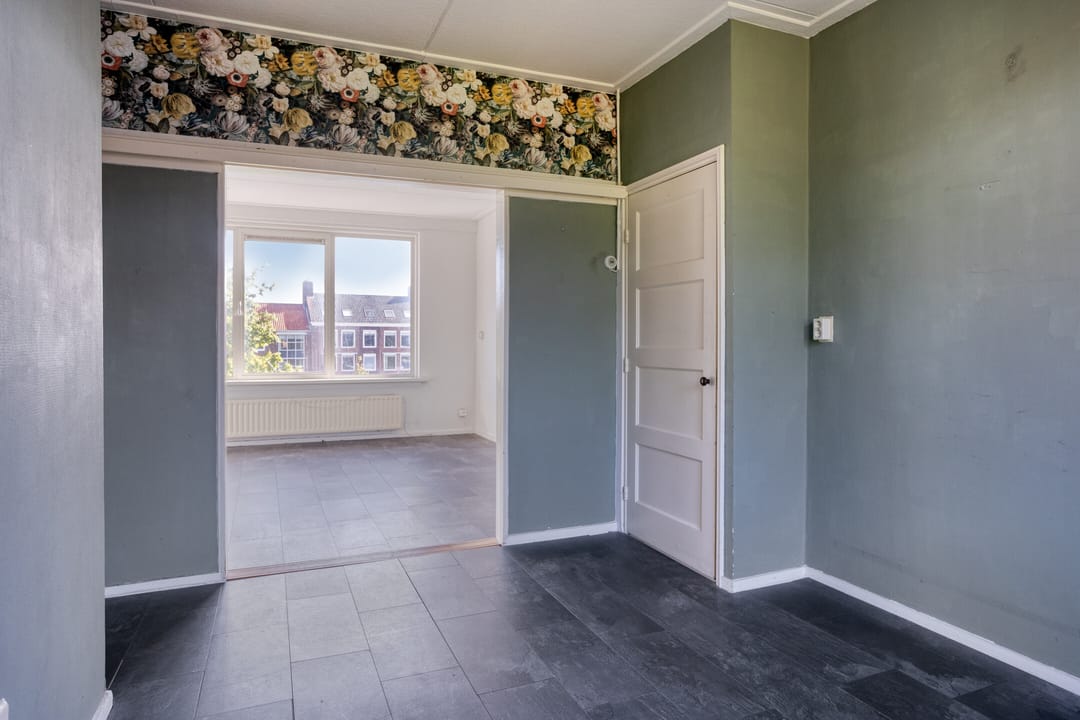 Top Floor Apartment with Balcony and Expansion Potential in Historic Middelburg Center — 7
