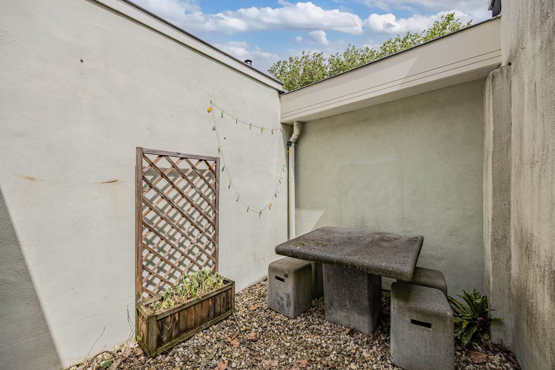 Ideal Double Occupancy Home with Two Studios in Popular Utrecht Neighborhood — 17