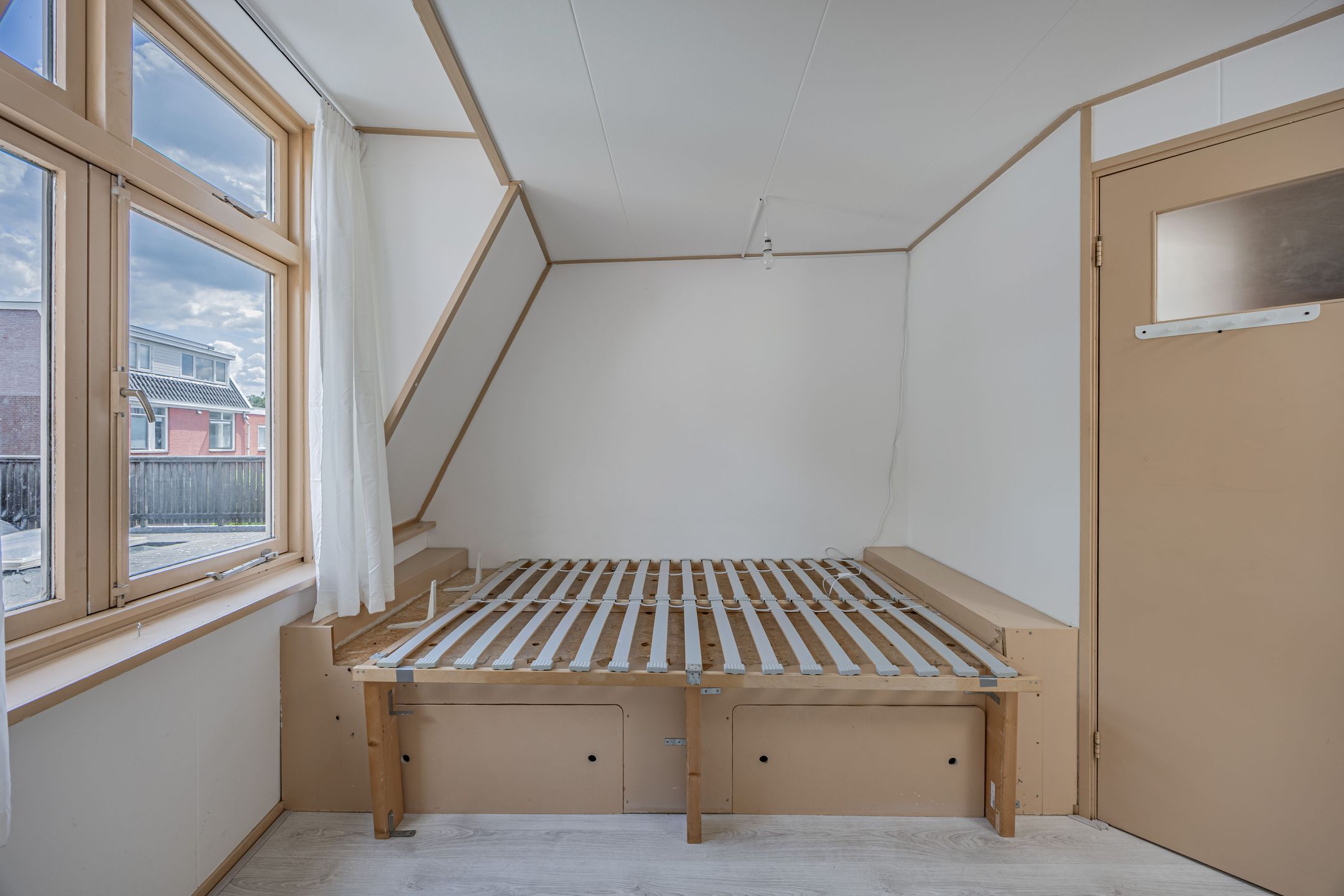 Ideal Double Occupancy Home with Two Studios in Popular Utrecht Neighborhood — 24