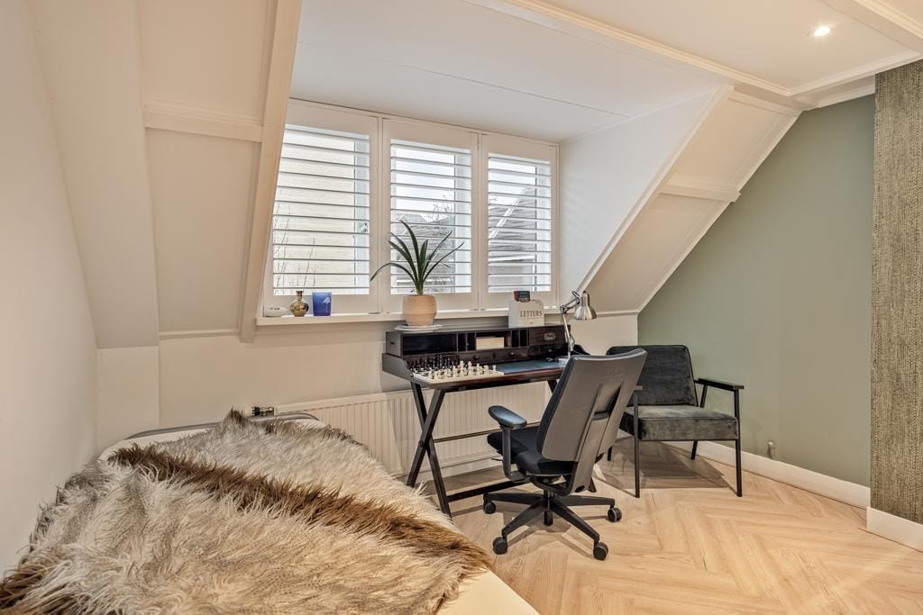 Exclusive Dual Residence Opportunity in Harderwijk City Center — 28