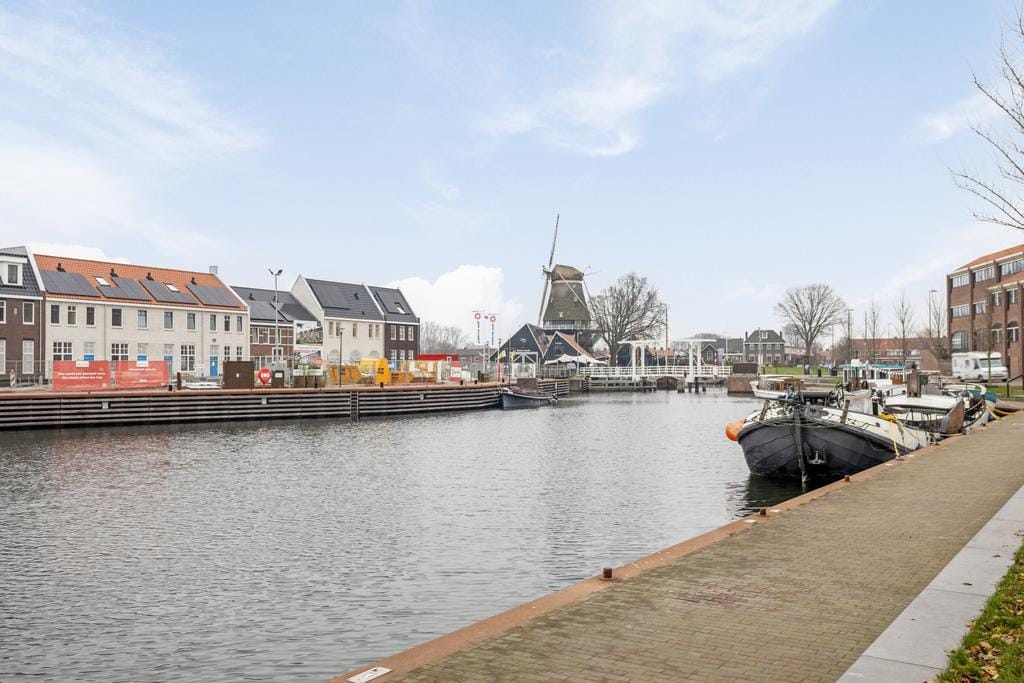 Exclusive Dual Residence Opportunity in Harderwijk City Center — 55