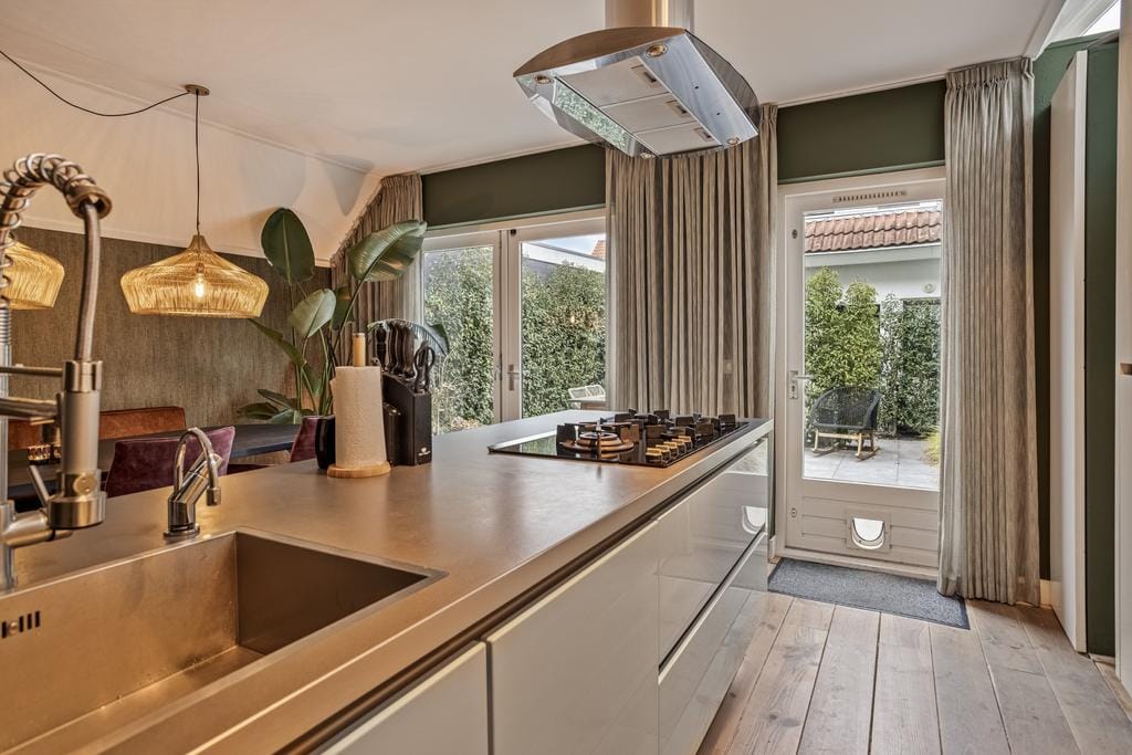 Exclusive Dual Residence Opportunity in Harderwijk City Center — 15