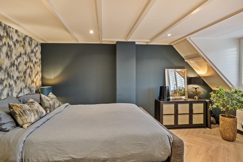 Exclusive Dual Residence Opportunity in Harderwijk City Center — 24