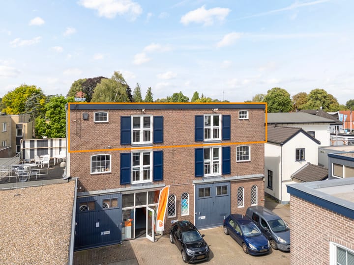Laanplein 9, Baarn