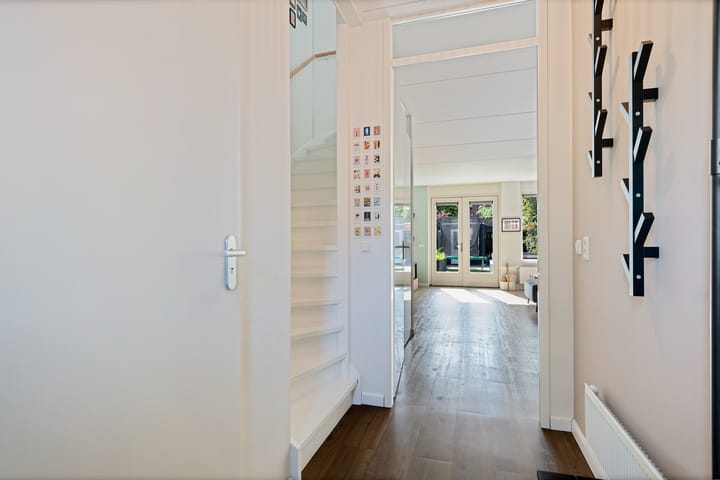 Foto 5 van Piet van Damlaan 6