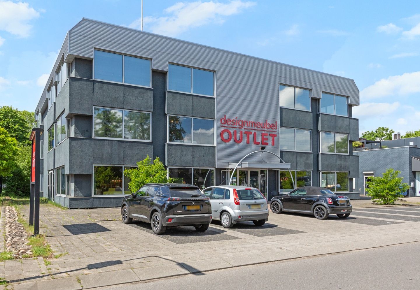 Bekijk foto 1 van Voltastraat 49