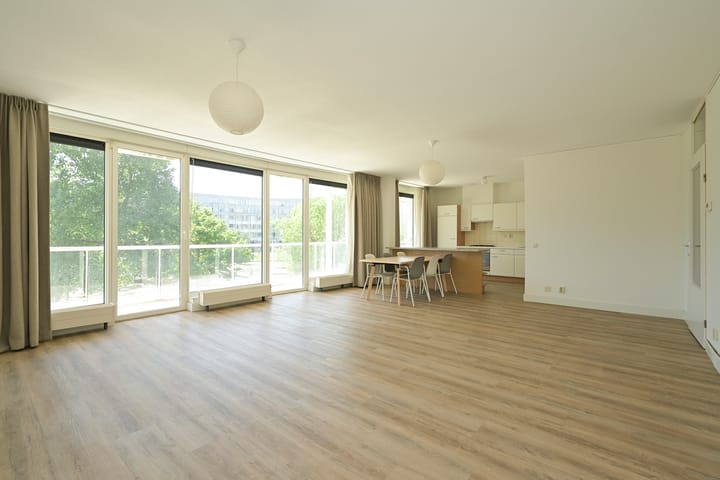 Foto 4 van Burgemeester De Monchyplein 238