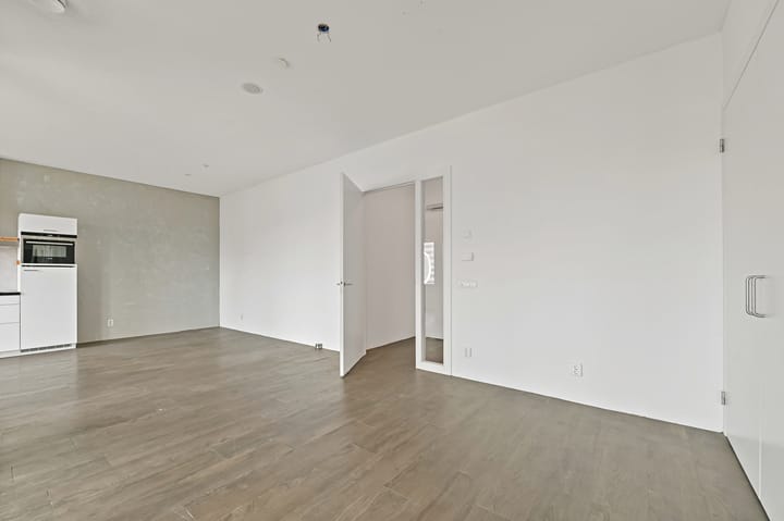 Appartement te koop: Van der Hoevenplein 35, Rotterdam