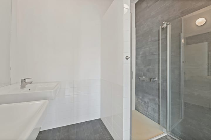 Appartement te koop: Van der Hoevenplein 35, Rotterdam