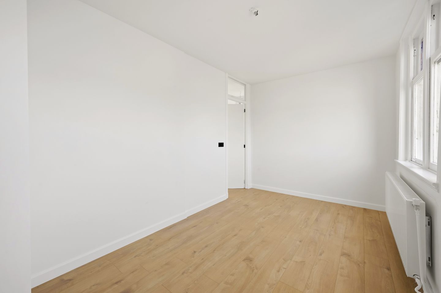 Foto 44 van De la Reyweg 237