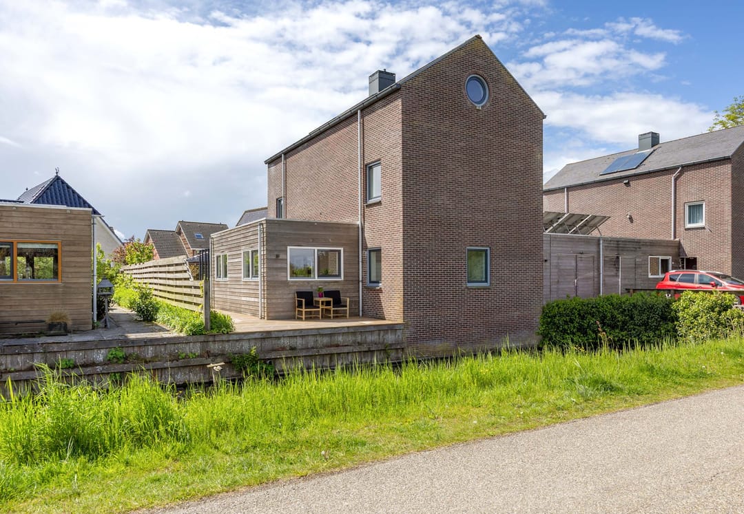 Foto 1 van Sexbierumerweg 45