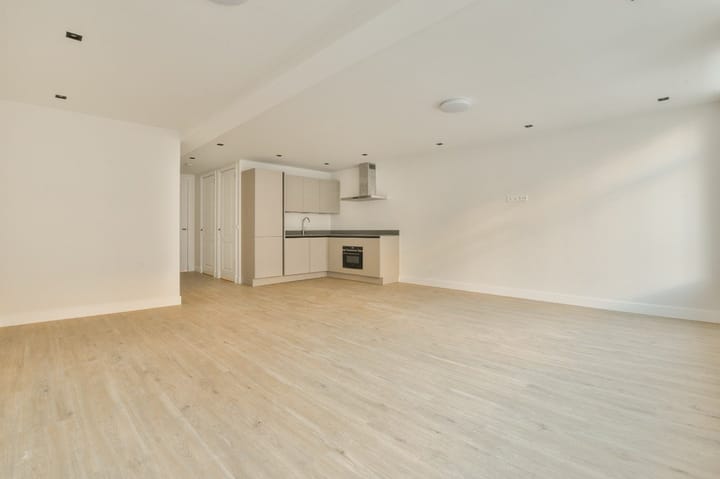 Photo 2 of Albert Cuypstraat 162-2